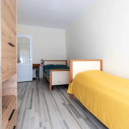 Apartament Mila 6 *